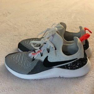 Nike Free TR 8